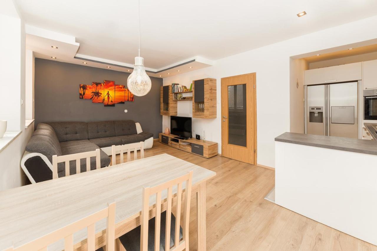 Apartma Jelendol Tržič Eksteriør bilde